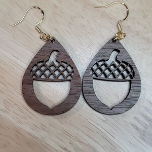 Elegant Acorn Drop Earrings in Brown and Gold
